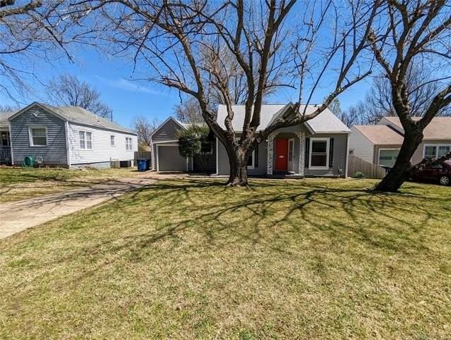 1317 S Darlington Ave - Photo 3 of 26