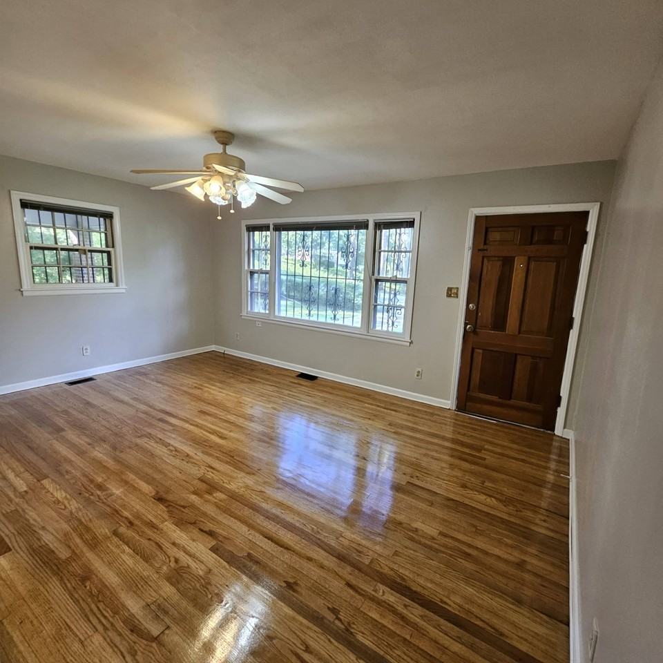 2329 Regan Ave #1 - Photo 3 of 9