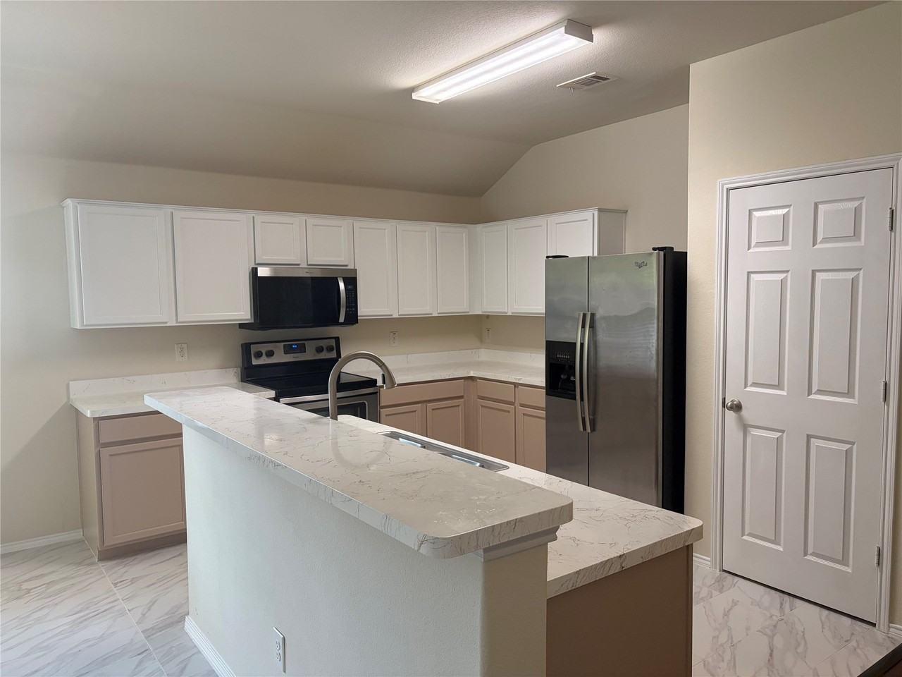 1803 Sea Gull Dr - Photo 3 of 18