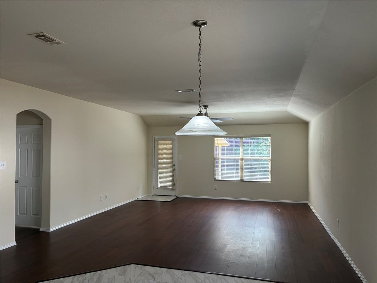 1803 Sea Gull Dr - Photo 6 of 18