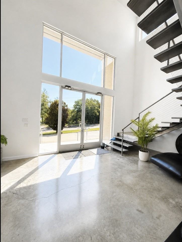 13023 Copenhill Rd - Photo 2 of 33
