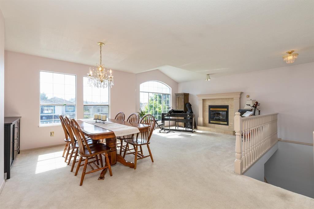 1378 Kenney Street - Photo 3 of 32