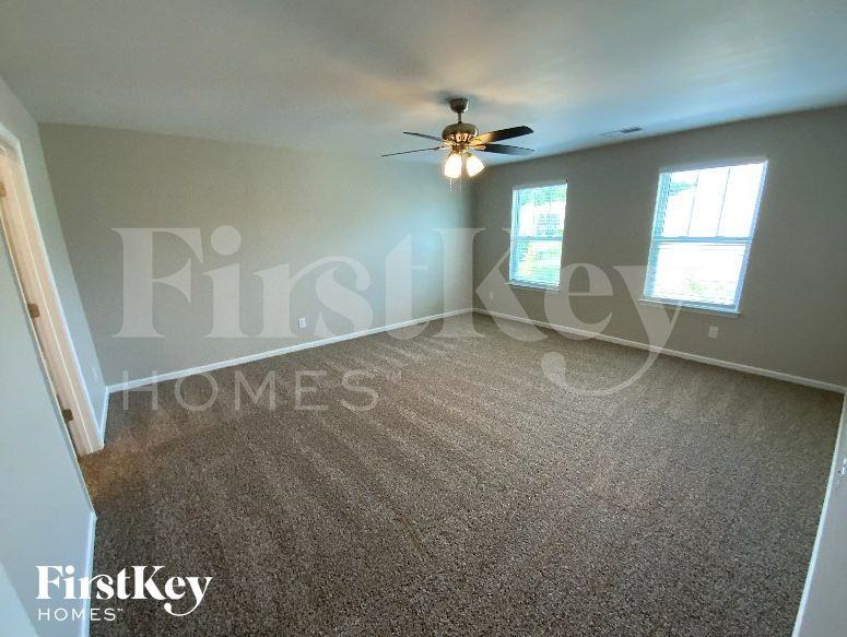 150 Scotsway Ct - Photo 6 of 10