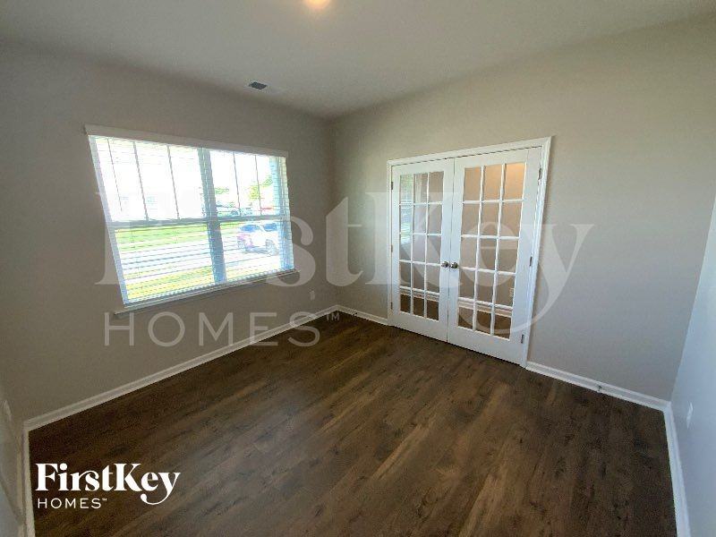 108 Kona Rd - Photo 5 of 10