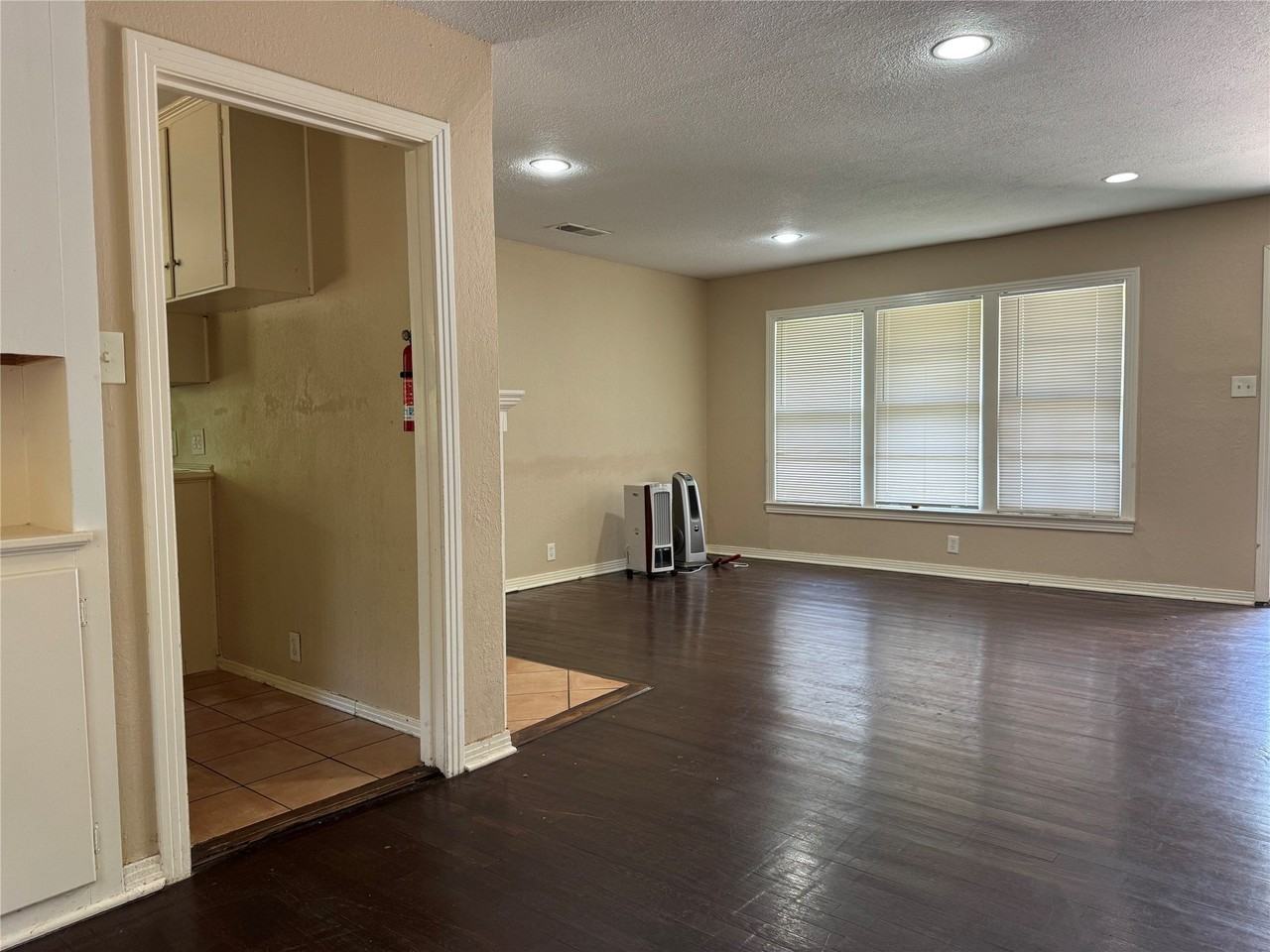 901 Uta Blvd - Photo 3 of 10