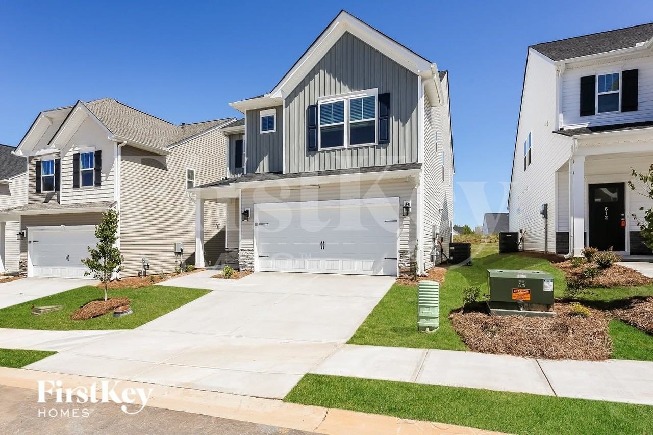614 Goldburn Way - Photo 2 of 15