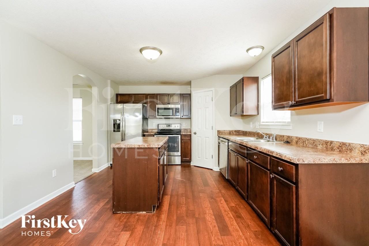 3421 Black Forest Ln - Photo 5 of 15