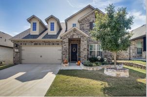 featured image of 933 Slate Ln