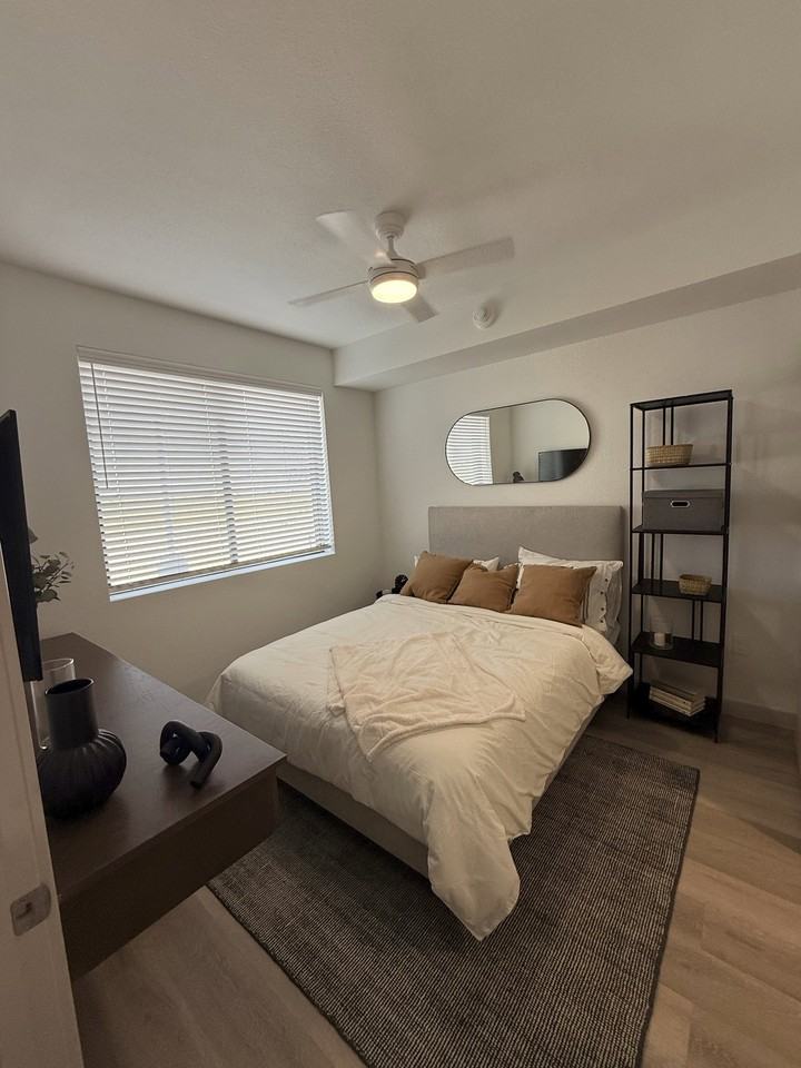 N City Dr #222 - Photo 4 of 8