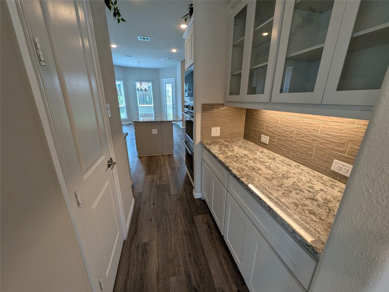 2809 River Bend Pl - Photo 7 of 39