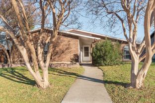 5220 Pruitt Dr - Photo 1 of 1