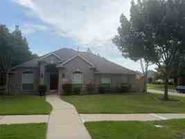 featured image of 9200 Fairwood Ct