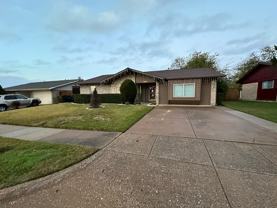 1803 Redbud Cir - Photo 1 of 1