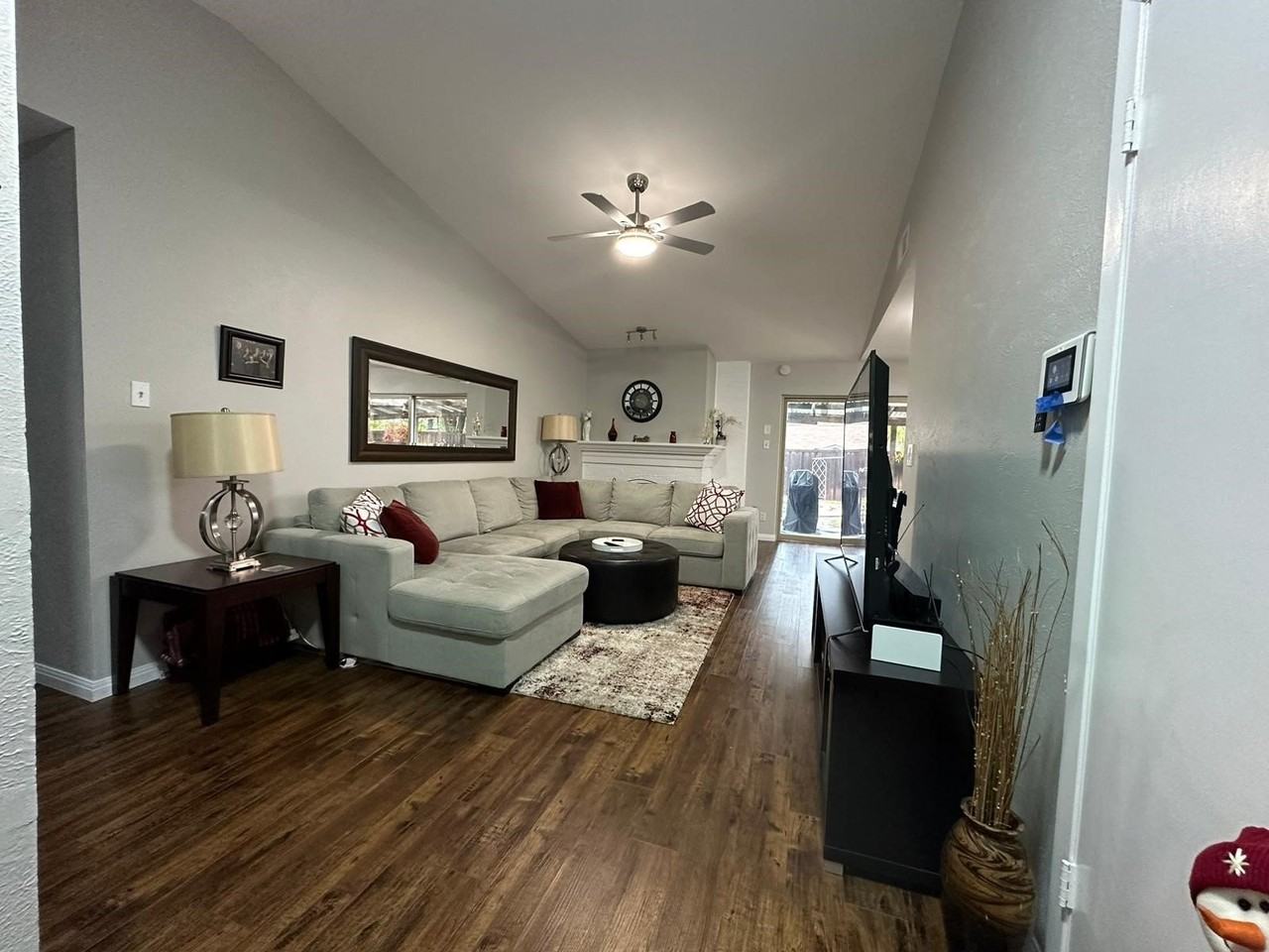 1803 Redbud Cir - Photo 3 of 13