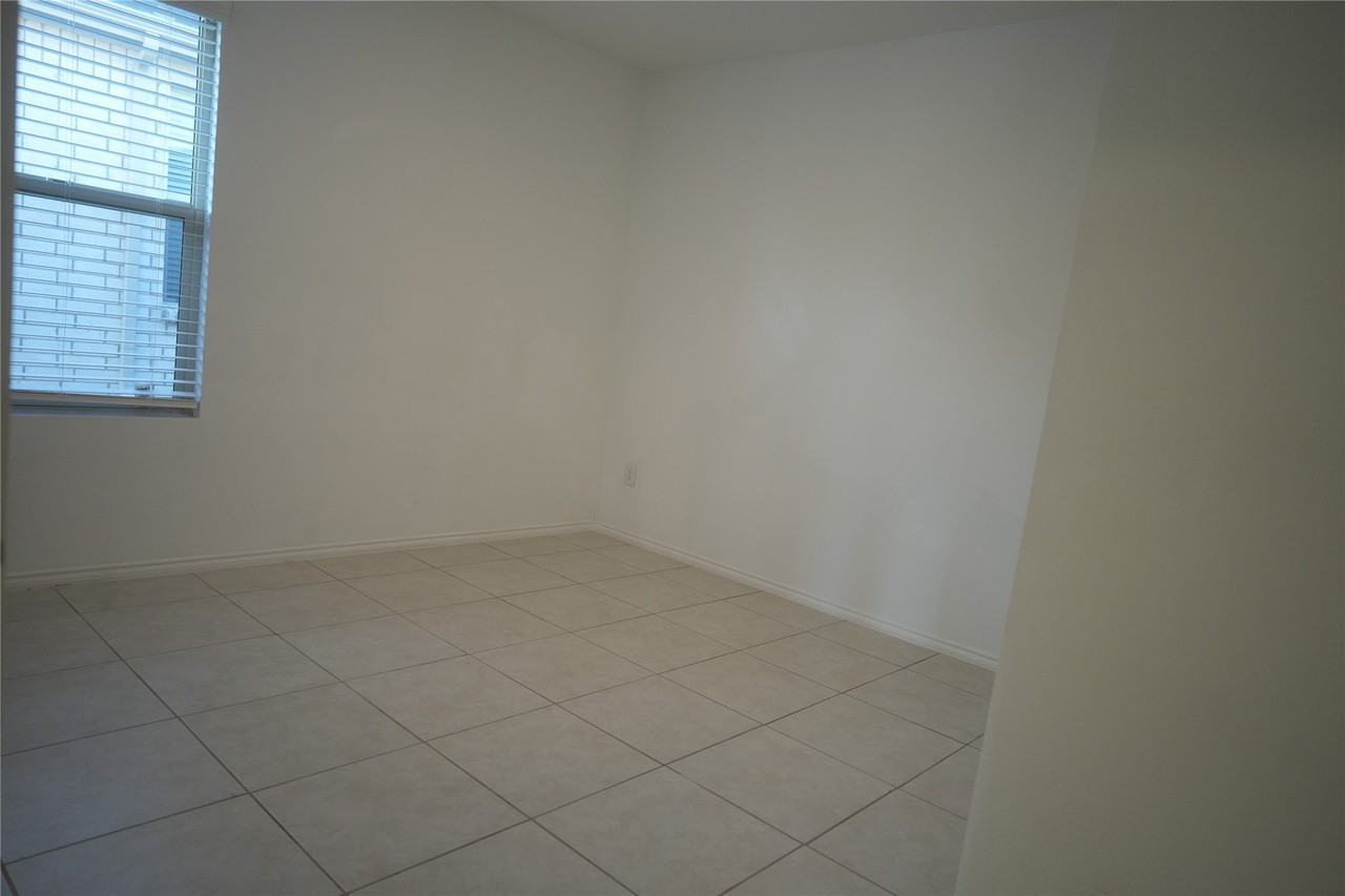 3480 Mildren Bnd - Photo 2 of 15
