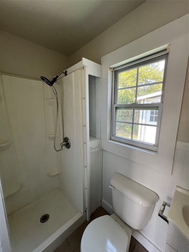 118 N Mckown Ave - Photo 7 of 12