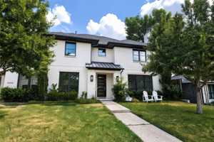 featured image of 6614 Del Norte Ln