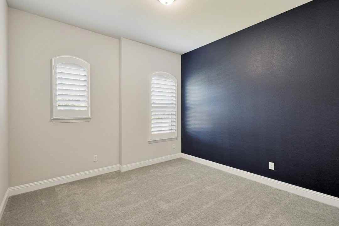 603 Warner Dr - Photo 6 of 12