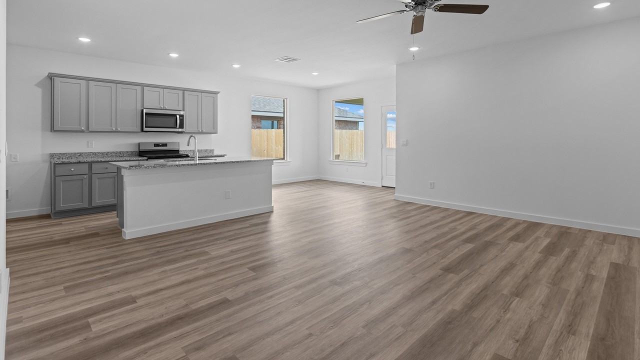 8536 Big Apple Dr - Photo 3 of 19