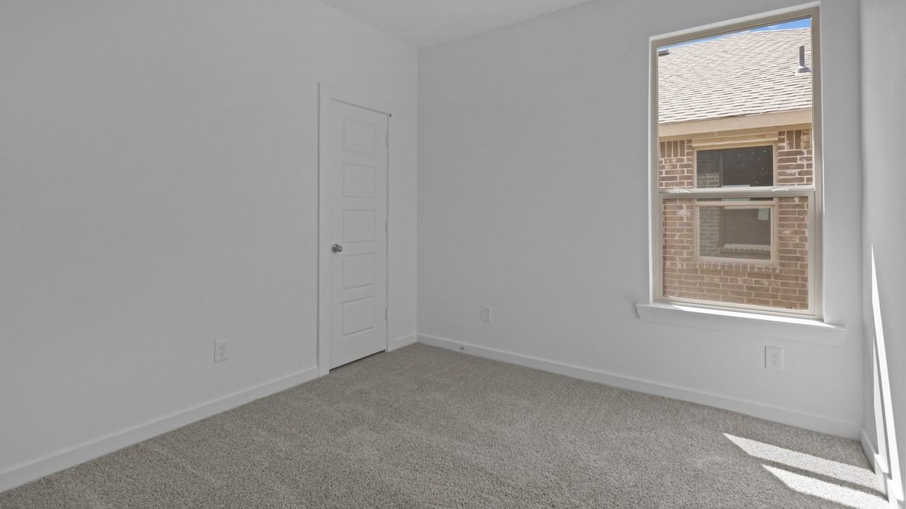 8536 Big Apple Dr - Photo 7 of 19