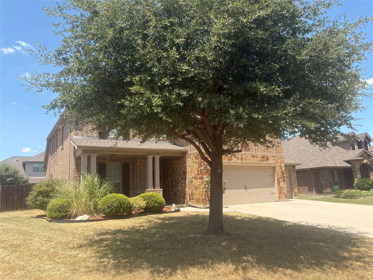 9501 Drovers View Trl - Photo 2 of 34