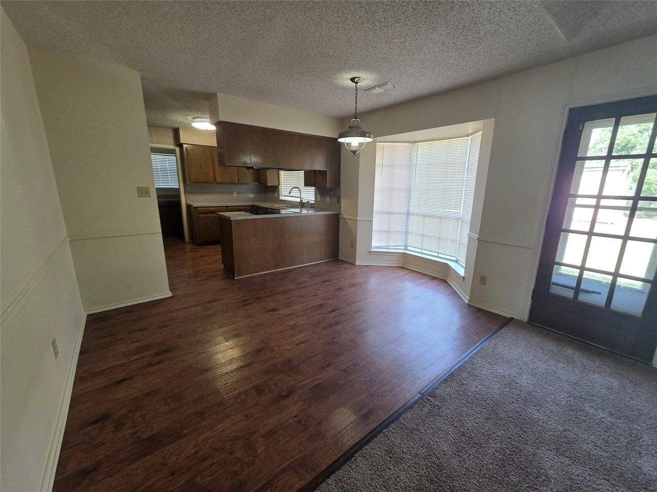 107 Bluebonnet Trl - Photo 5 of 15