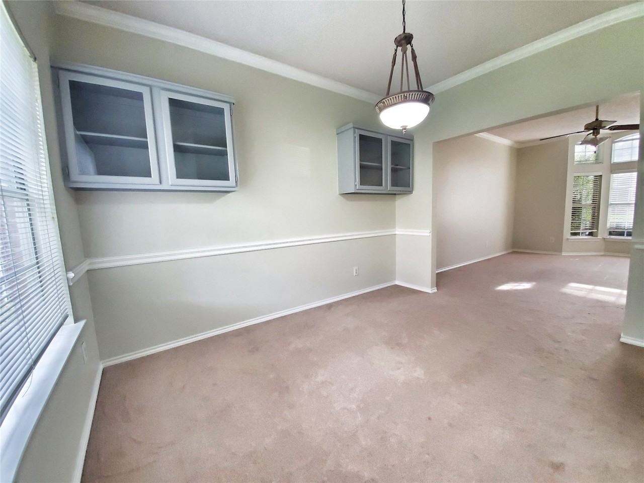 1040 Woodbriar Dr - Photo 7 of 23