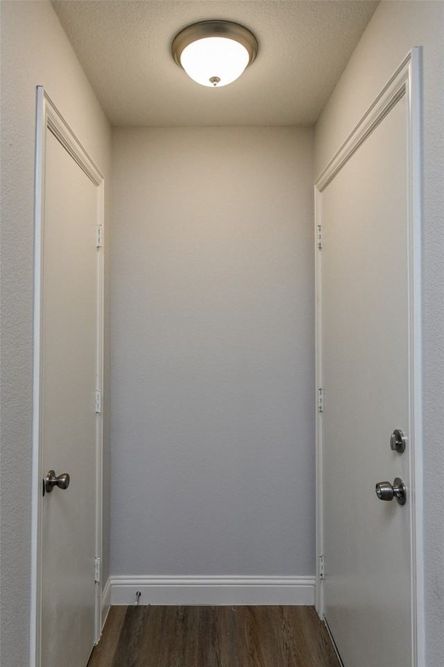 2501 Windy Pine Ln - Photo 4 of 32
