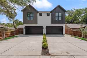 featured image of 2410 Boyd St