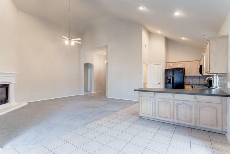 2612 Evening Shade Dr - Photo 4 of 23