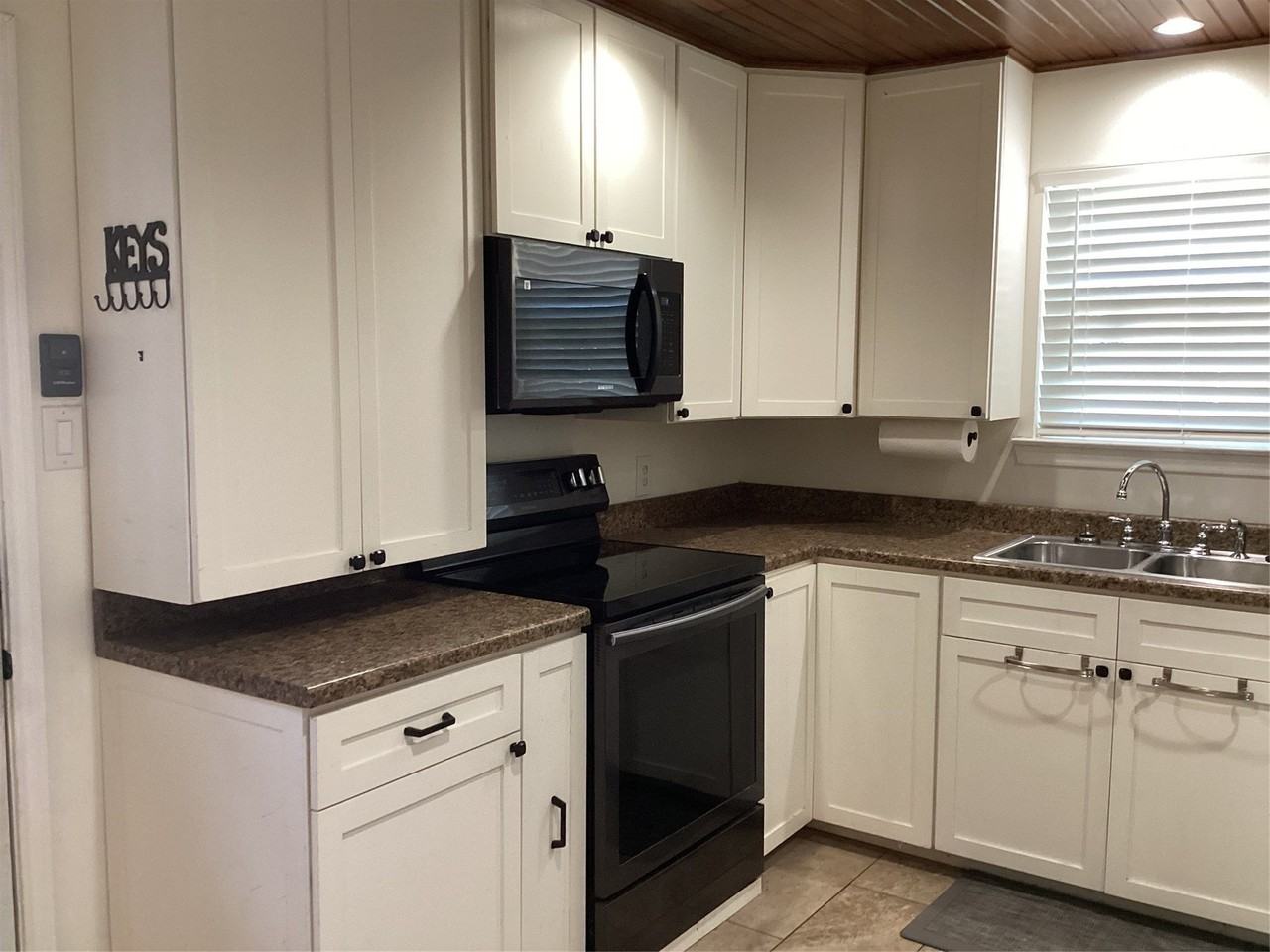 776 Ponderosa Dr - Photo 6 of 22