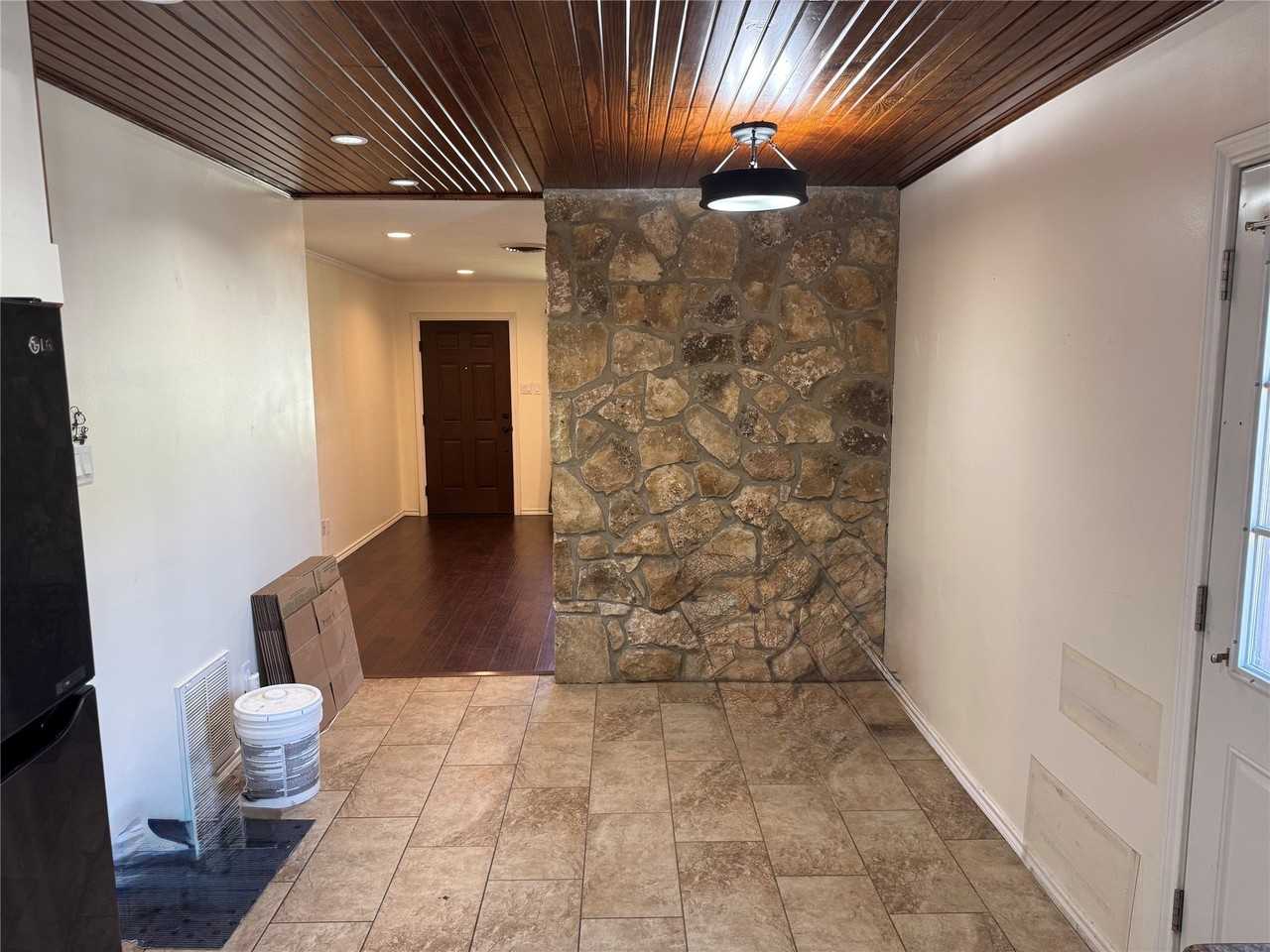 776 Ponderosa Dr - Photo 7 of 22