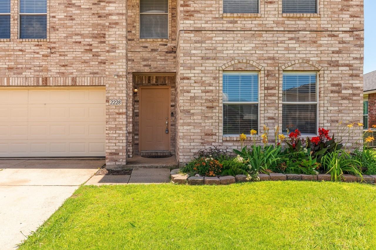 2228 Bradford Pear Dr - Photo 4 of 28