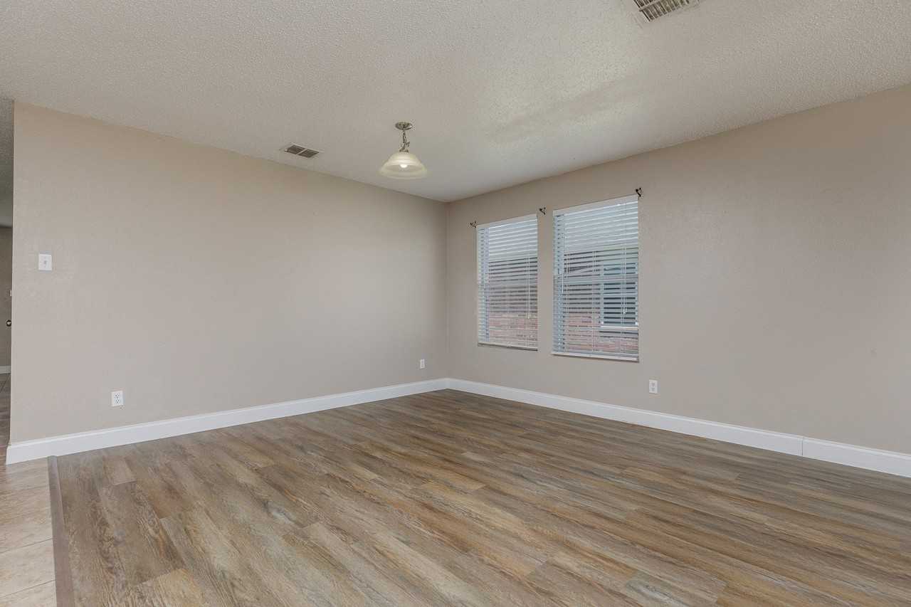 2228 Bradford Pear Dr - Photo 6 of 28