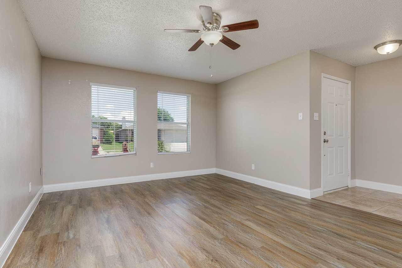 2228 Bradford Pear Dr - Photo 7 of 28