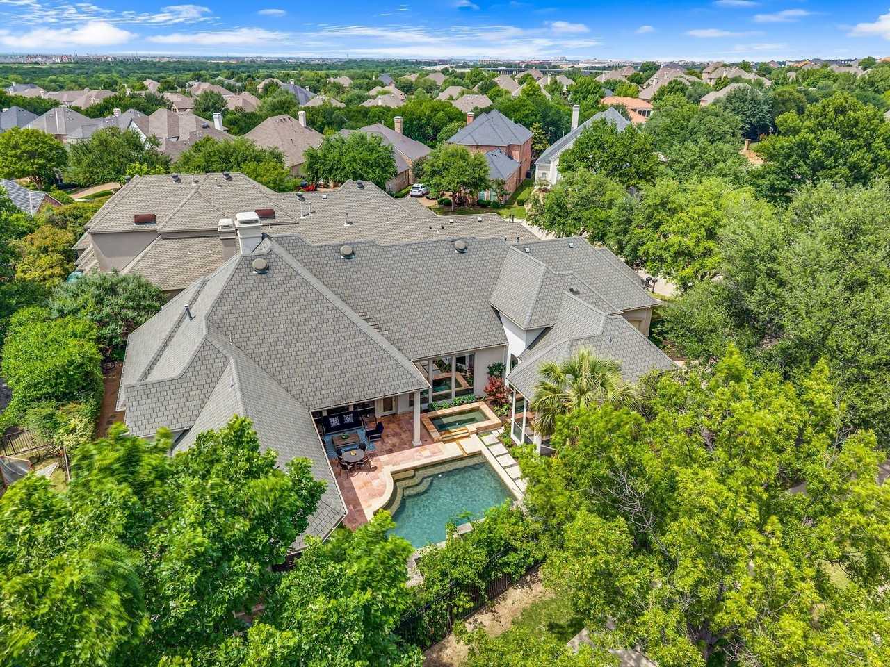 6049 Arrowhead Dr - Photo 2 of 40