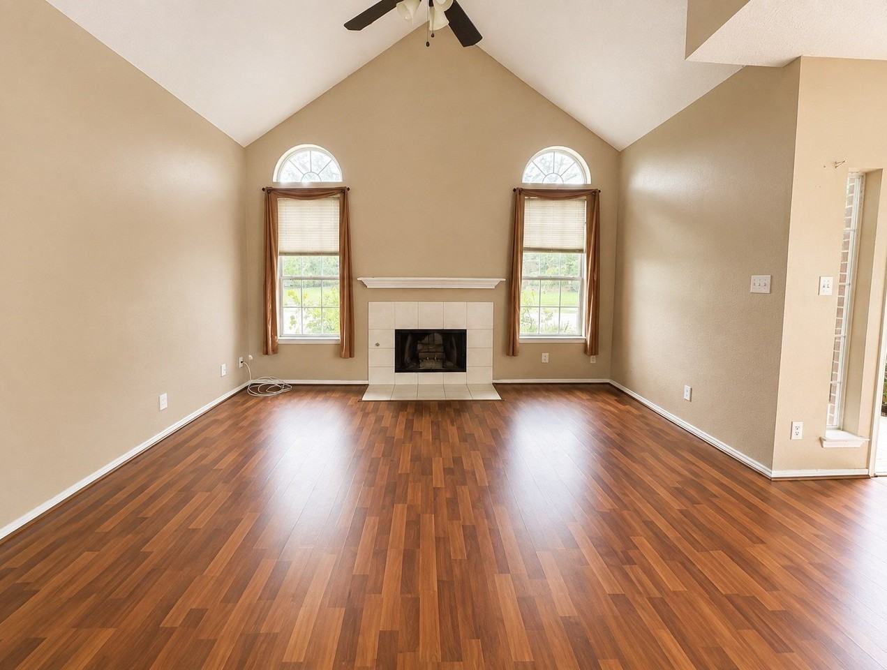 7900 Squire Ln - Photo 5 of 19