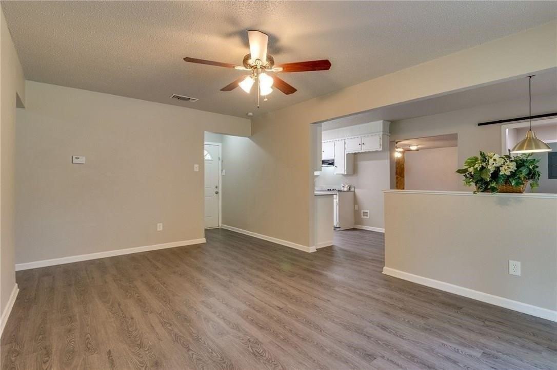 7820 Kermit Ave - Photo 5 of 28