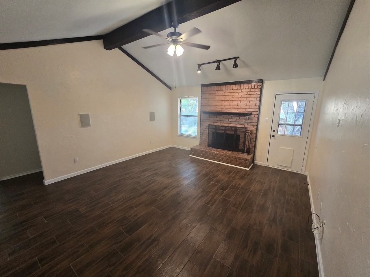508 Tarragon Ln - Photo 6 of 23