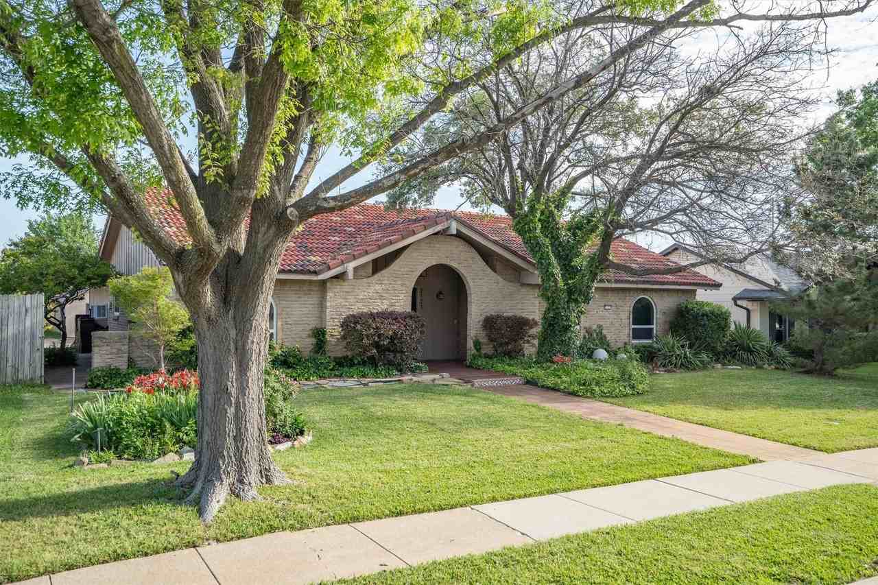 2121 Sunrise Trl - Photo 3 of 40