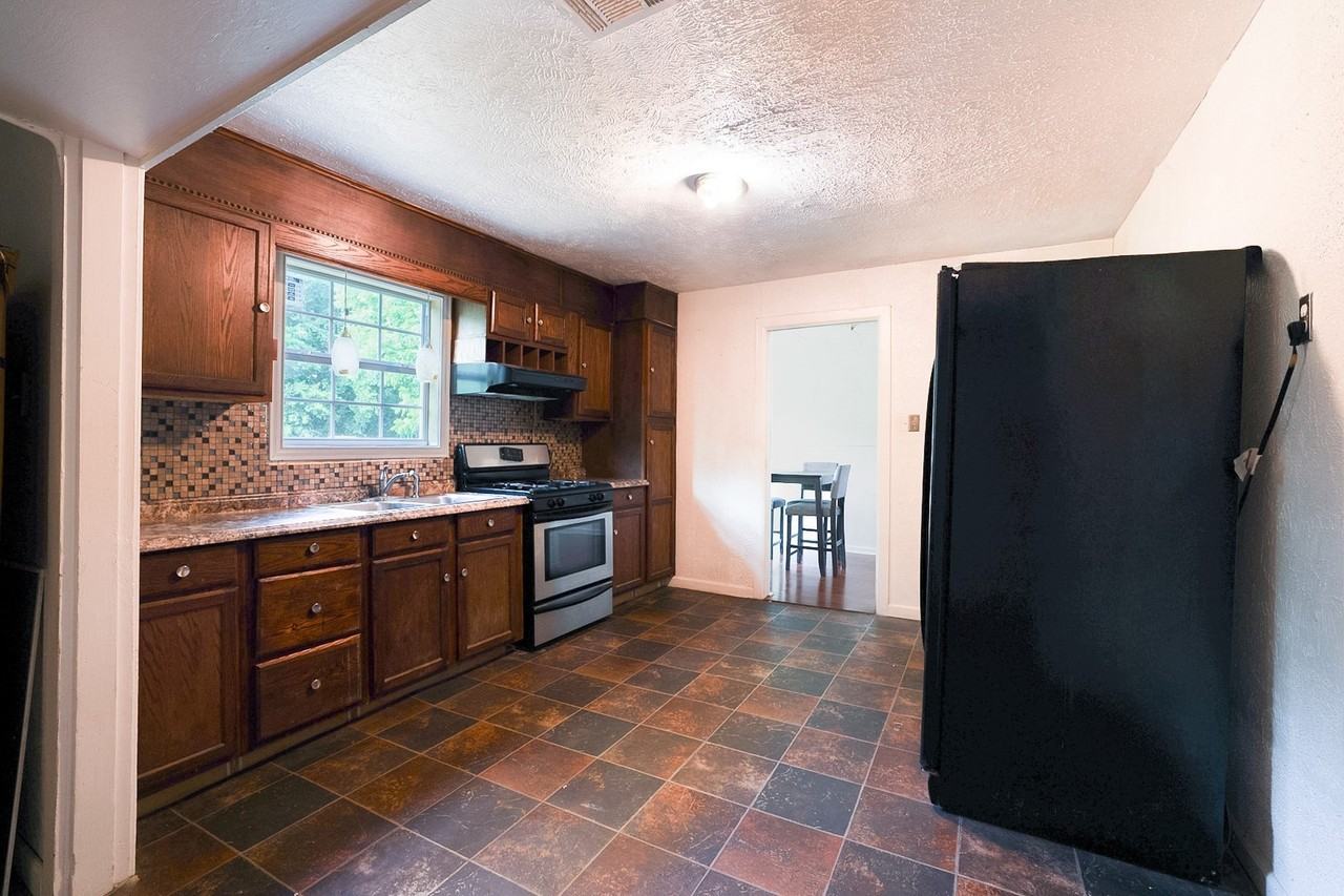 3810 Park St - Photo 3 of 16