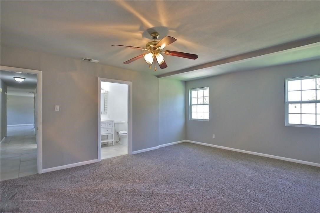 225 Lexington Ave - Photo 4 of 19