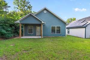 featured image of 707 E Woodard St