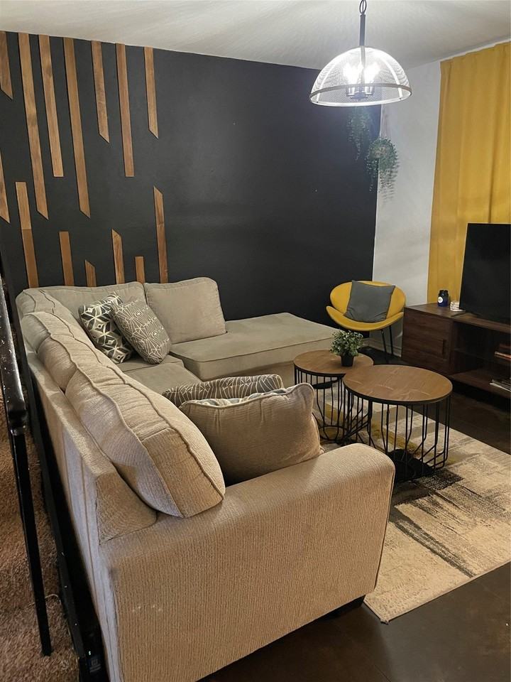 3500 Routh St #2 - Photo 4 of 13