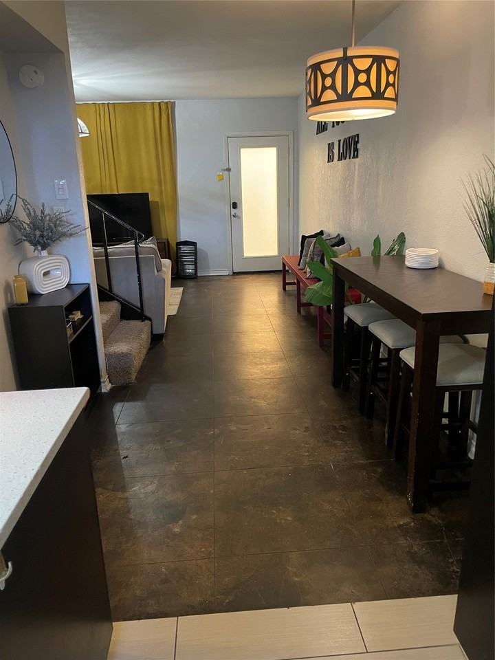 3500 Routh St #2 - Photo 5 of 13