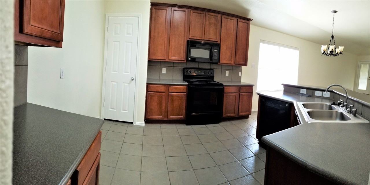 3708 Verde Dr - Photo 3 of 14
