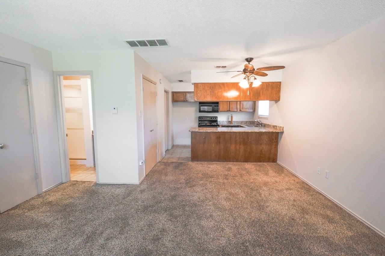 1909 Sutter St #1911 - Photo 6 of 15