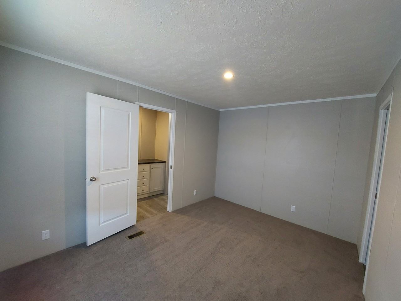 62 Castings Rd #BV62 - Photo 4 of 7