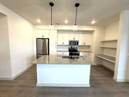 featured image of 405 E Ash St