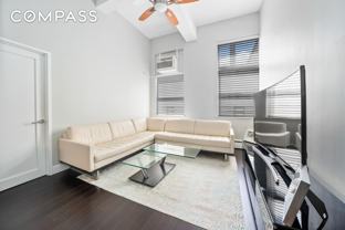 350 E 62nd St #4L - Photo 1 of 1